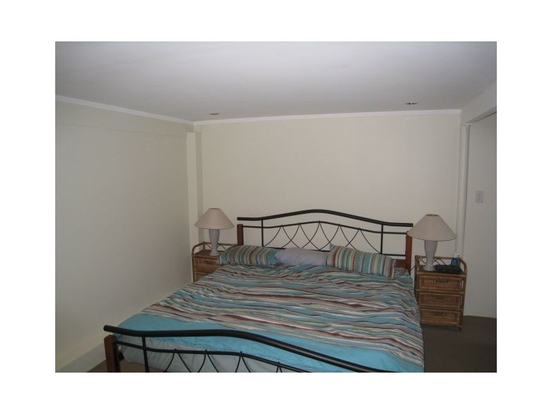 82 Ashton St, Kingston QLD 4114