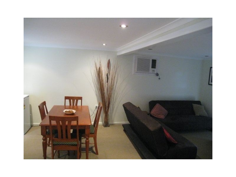 82 Ashton St, Kingston QLD 4114