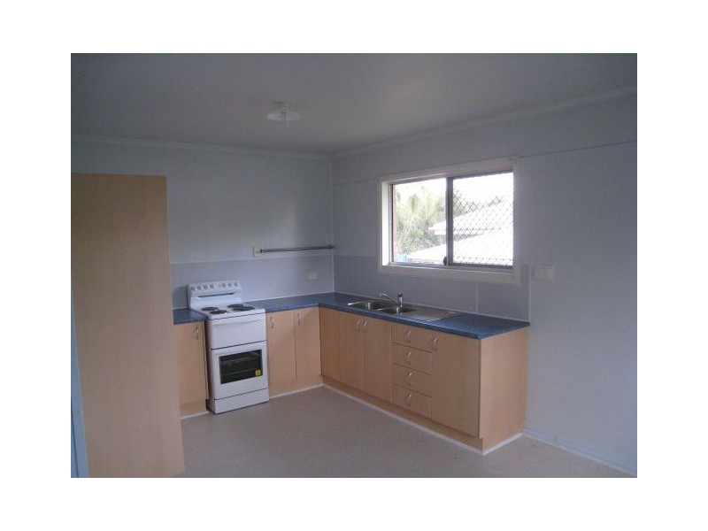16 Omar St, Woodridge QLD 4114