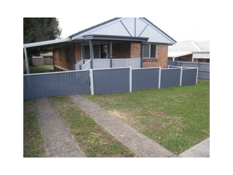 16 Omar St, Woodridge QLD 4114