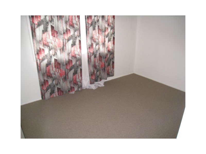 8 Candish St, Woodridge QLD 4114