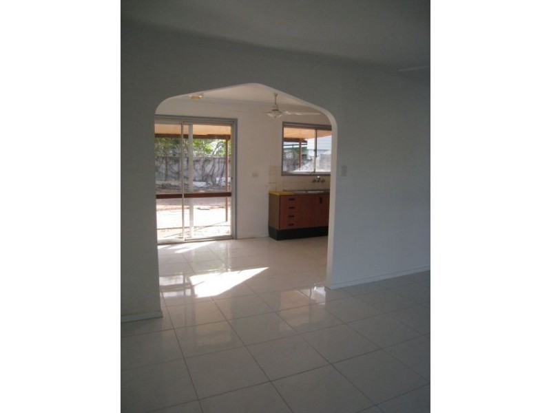 7 Jellicoe St, Loganlea QLD 4131