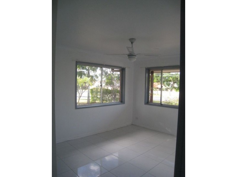 7 Jellicoe St, Loganlea QLD 4131