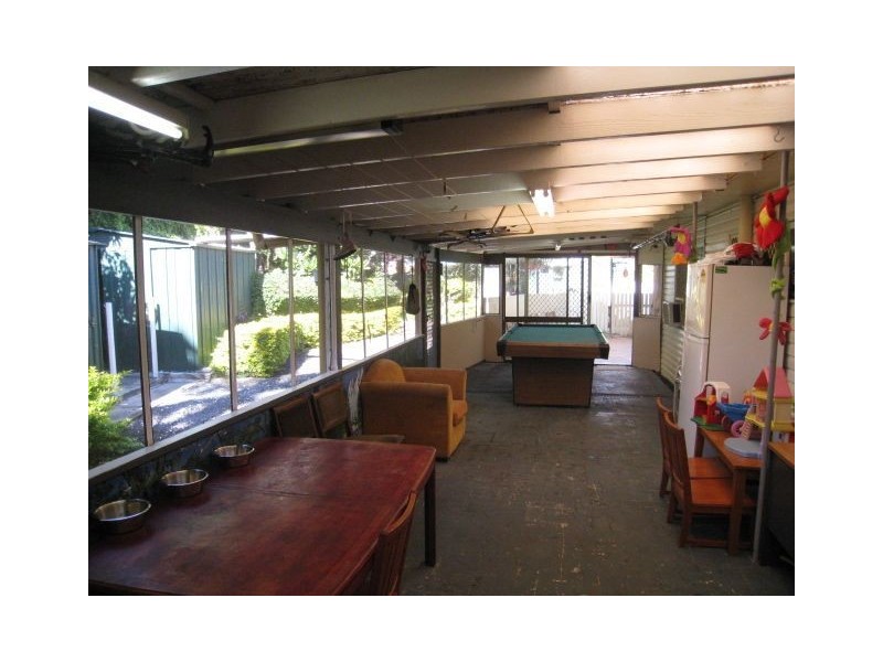 6 Dubhe Ct, Kingston QLD 4114