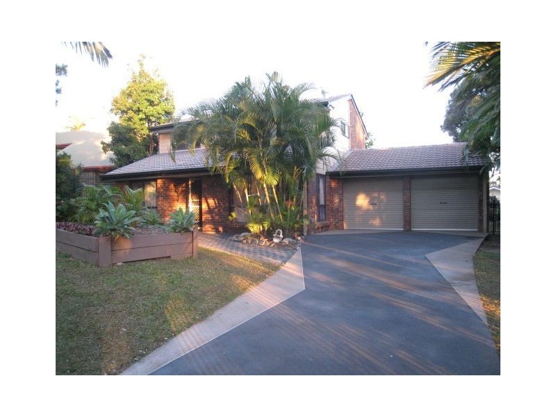 11 Majura Street, Belmont QLD 4153