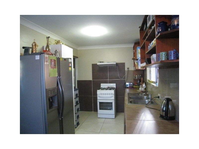 17 Edith Street, Kingston QLD 4114