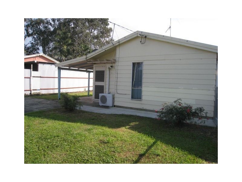 32 Girralong Street, Eagleby QLD 4207
