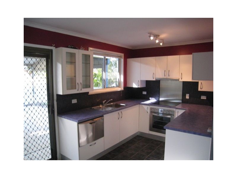 32 Girralong Street, Eagleby QLD 4207