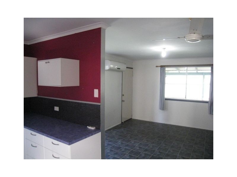 32 Girralong Street, Eagleby QLD 4207