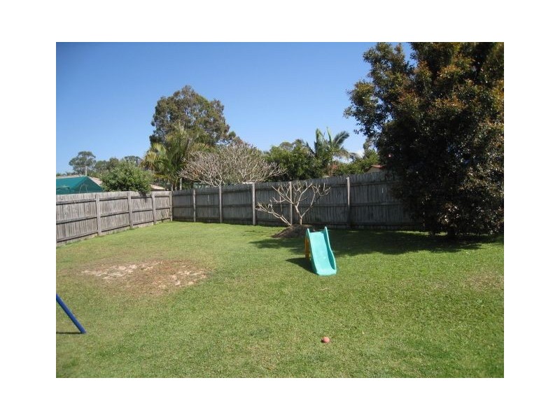 12 Seymour Court, Eagleby QLD 4207