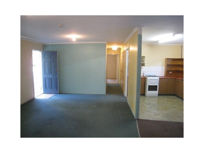 41 Lowry St, Slacks Creek QLD 4127