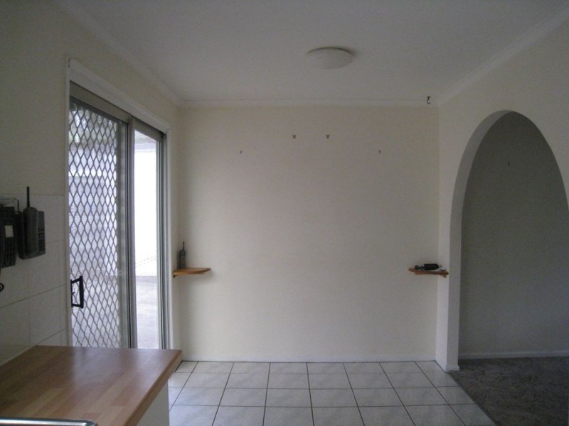 3 Crucis, Kingston QLD 4114