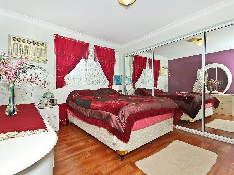 32 Fifth Ave, Berrinba QLD 4117