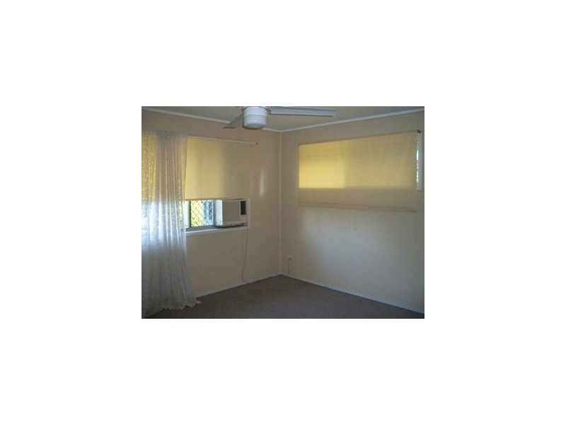 20 Evelyn St, Kingston QLD 4114