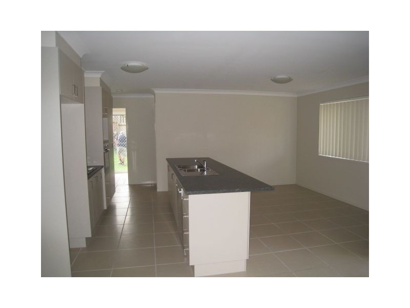 7 Kerry Street, Marsden QLD 4132
