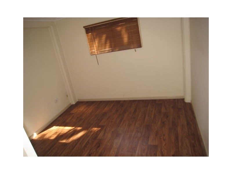 77 Aquarius Drive, Kingston QLD 4114