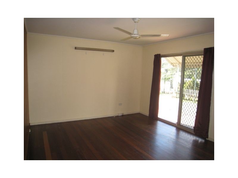 9 Attunga Street, Kingston QLD 4114