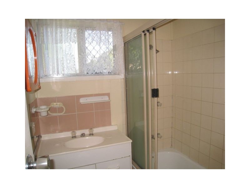 9 Attunga Street, Kingston QLD 4114