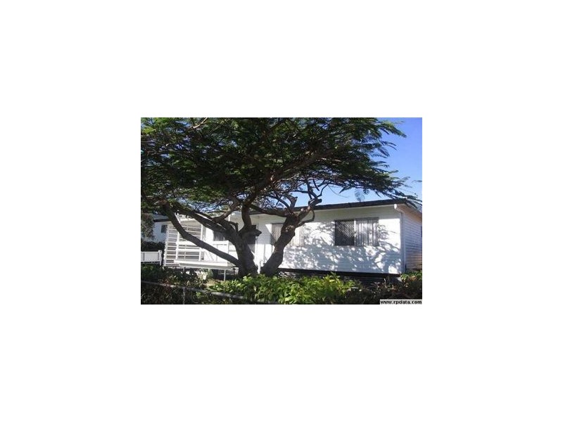 58 Ellen St, Kingston QLD 4114