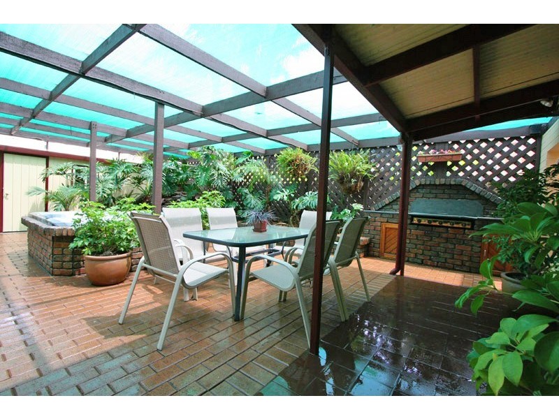 123 Port Road, Queenstown SA 5014