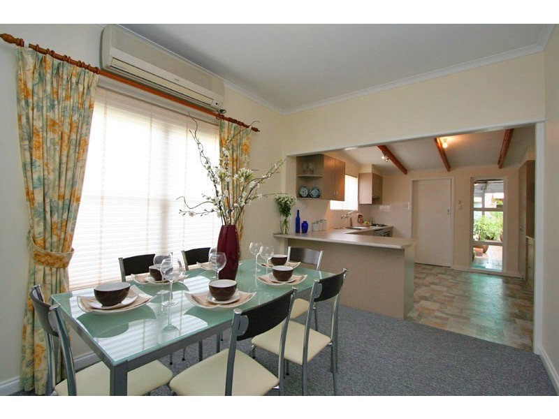 123 Port Road, Queenstown SA 5014