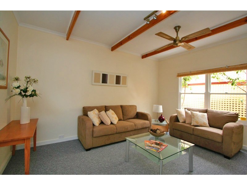 123 Port Road, Queenstown SA 5014