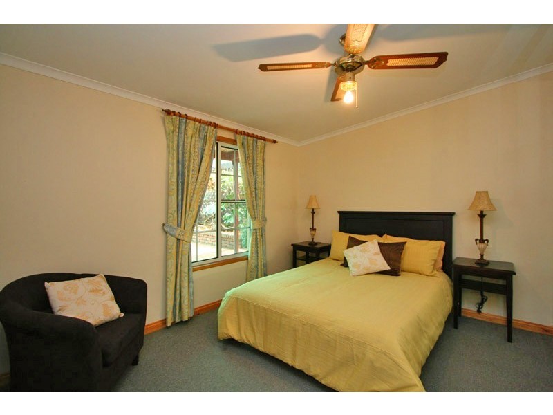 123 Port Road, Queenstown SA 5014