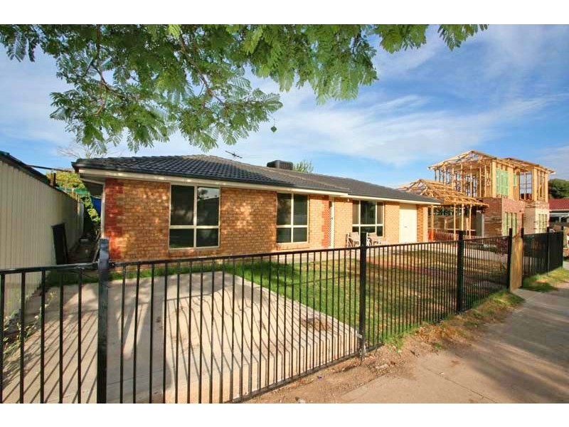 84 Collins Street, Clearview SA 5085