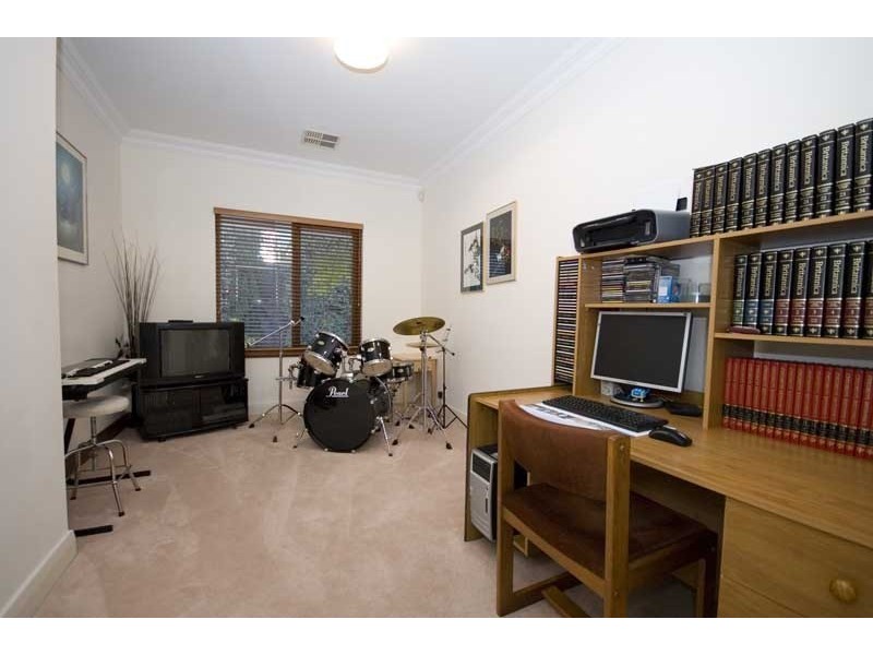 10 Penarth Avenue, Beaumont SA 5066