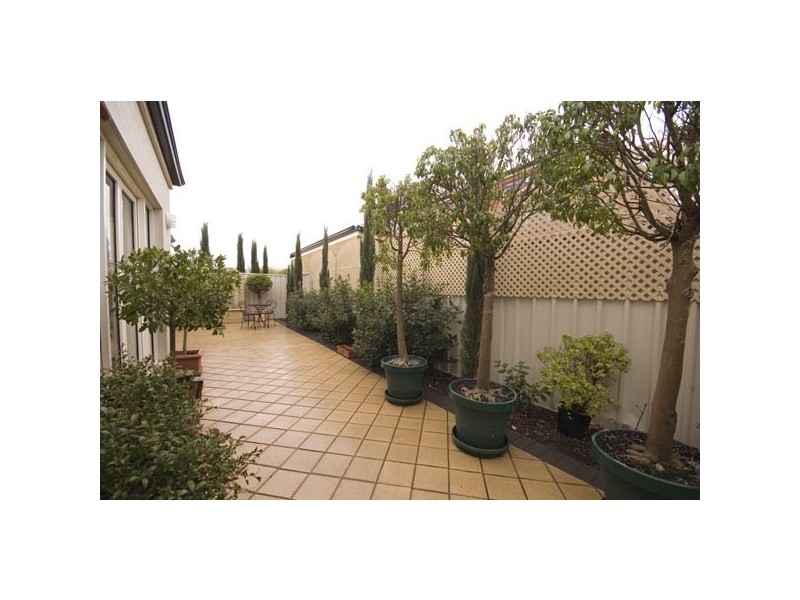 House 2/17 The Crescent, Blair Athol SA 5084