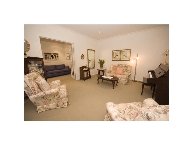 House 2/17 The Crescent, Blair Athol SA 5084