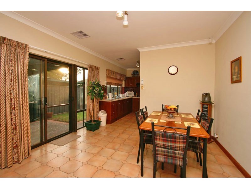 13 White Avenue, Kensington Gardens SA 5068