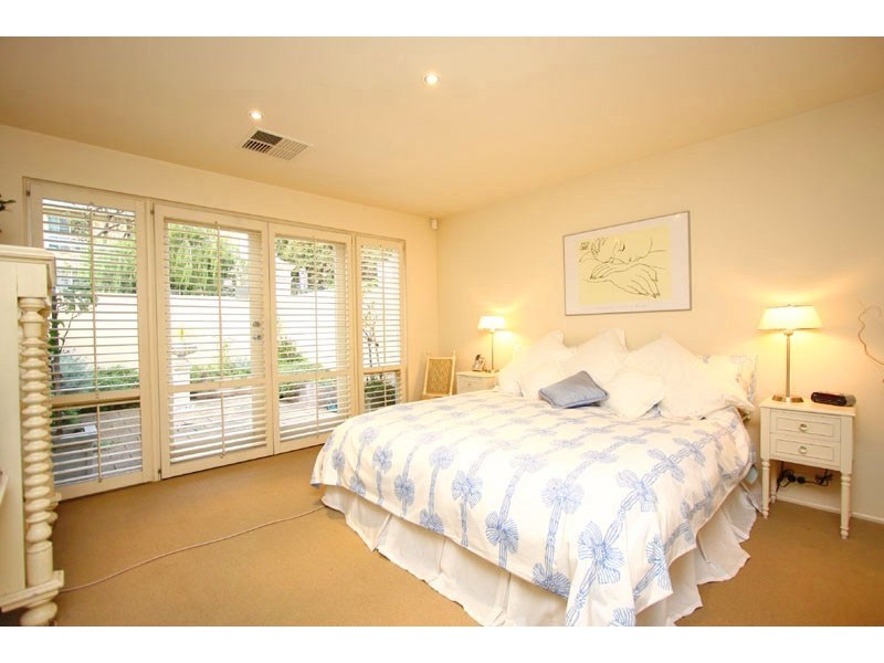 16 Ridge Avenue, Myrtle Bank SA 5064