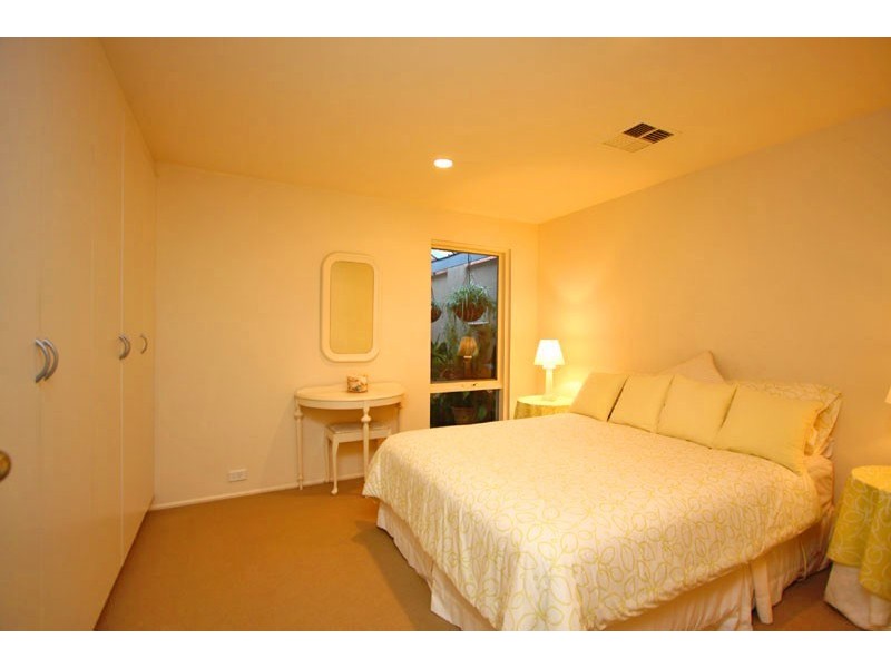 16 Ridge Avenue, Myrtle Bank SA 5064