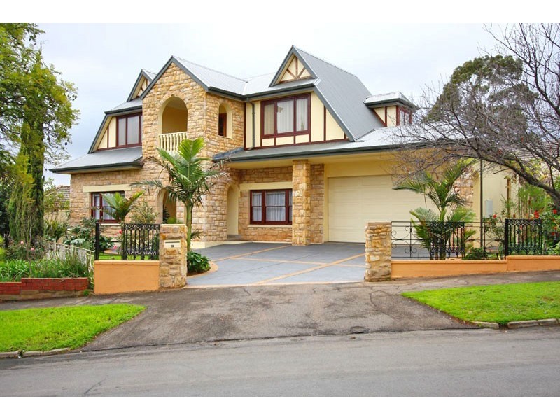 2 Anglesey Avenue, St Georges SA 5064