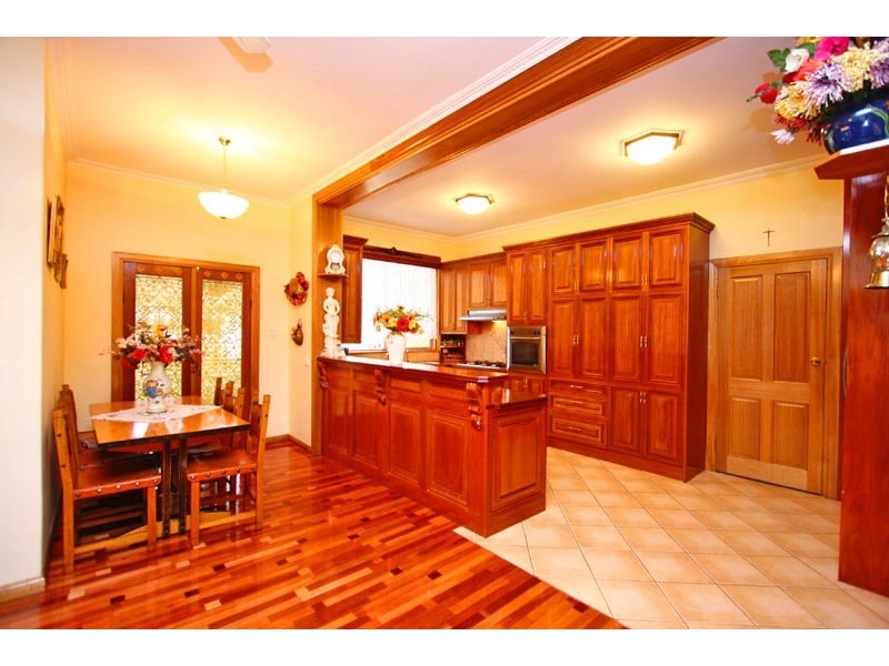 2 Anglesey Avenue, St Georges SA 5064