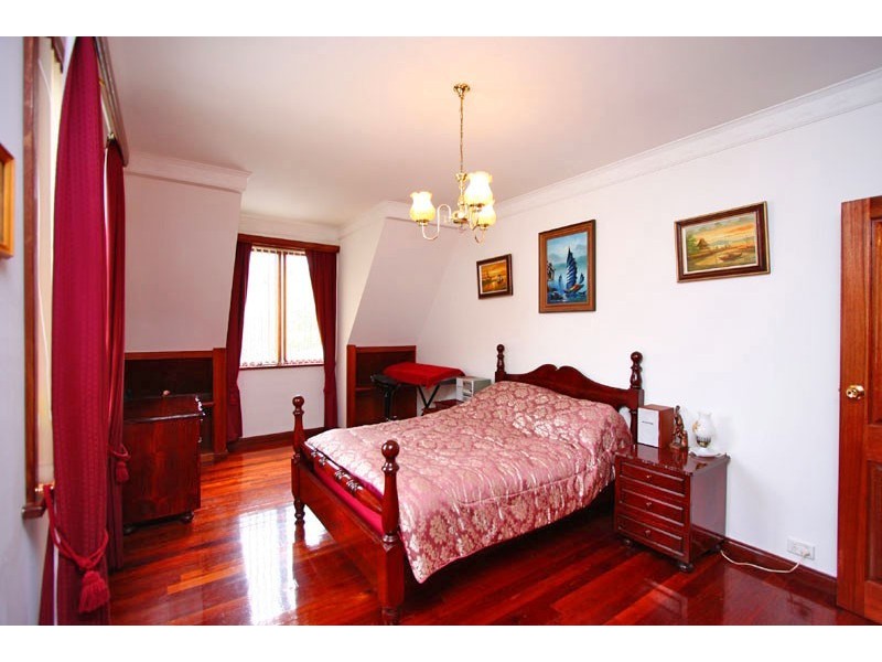 2 Anglesey Avenue, St Georges SA 5064