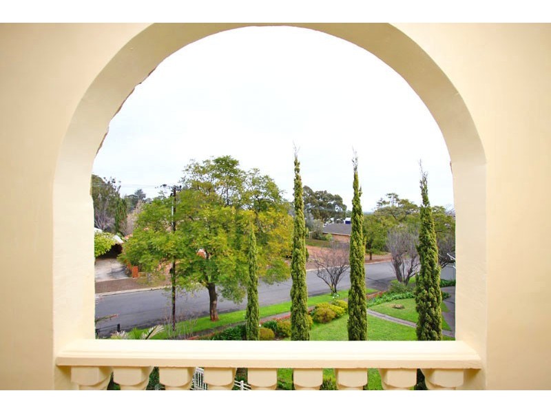 2 Anglesey Avenue, St Georges SA 5064