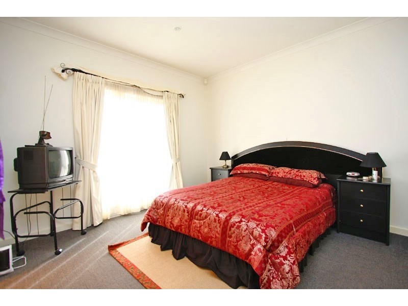 6/6 Robert Avenue, Broadview SA 5083