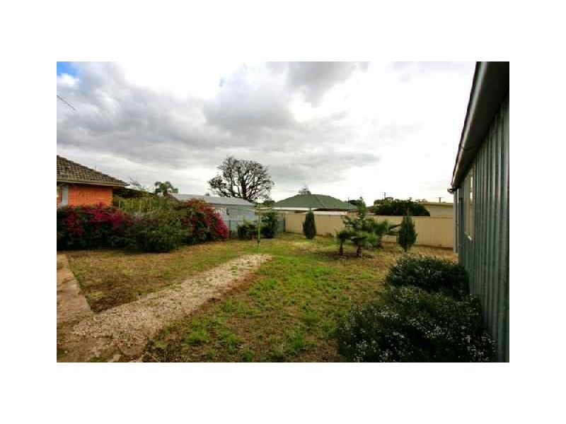 436 Bridge Road, Para Hills West SA 5096