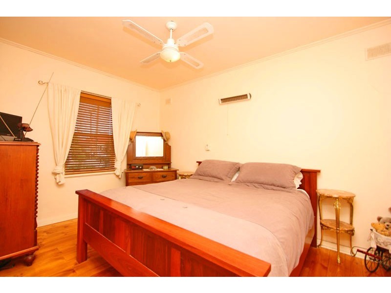 13 Ella Street, Dover Gardens SA 5048