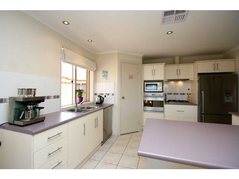 77 Kipsy Street, Aldinga Beach SA 5173