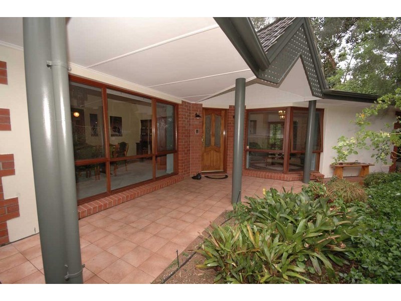9 Downer Avenue, Belair SA 5052