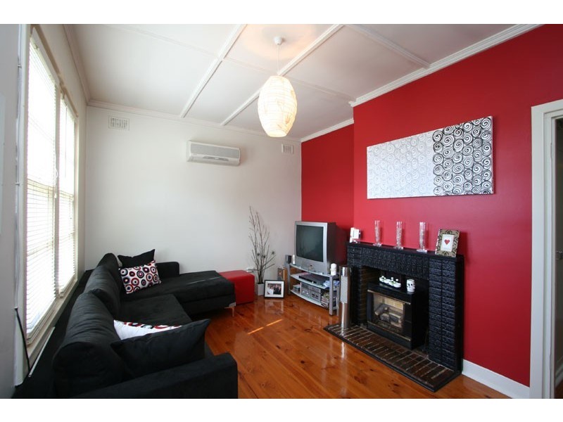 3 Sandville Avenue, Broadview SA 5083