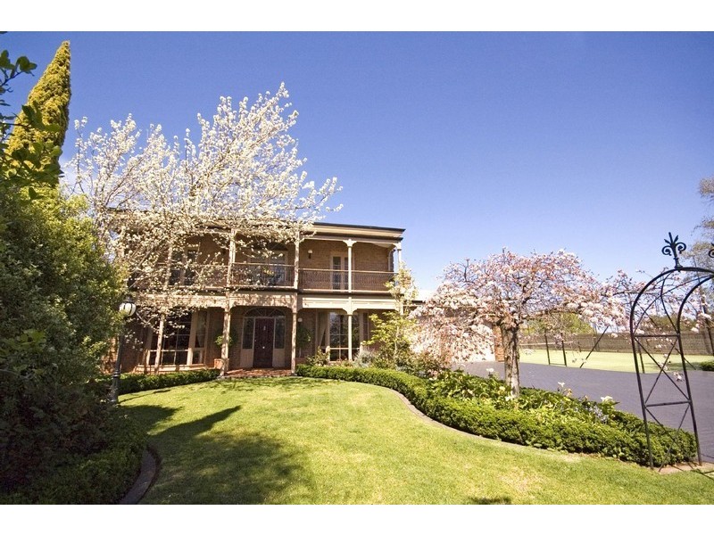 12 Gillard Drive, Rosslyn Park SA 5072