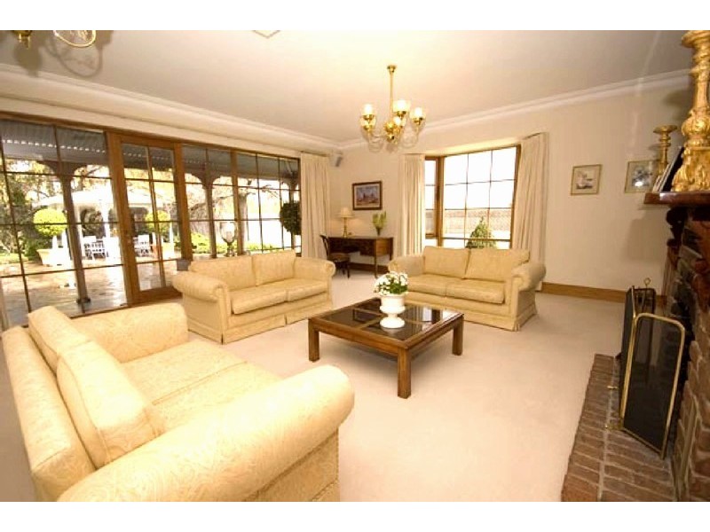12 Gillard Drive, Rosslyn Park SA 5072