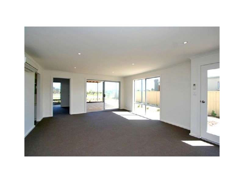 55 Dover Street, Aldinga Beach SA 5173