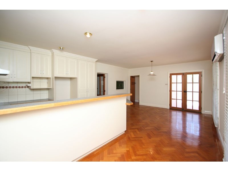 4 Corinda Avenue, Kensington Park SA 5068