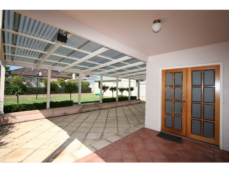 4 Corinda Avenue, Kensington Park SA 5068