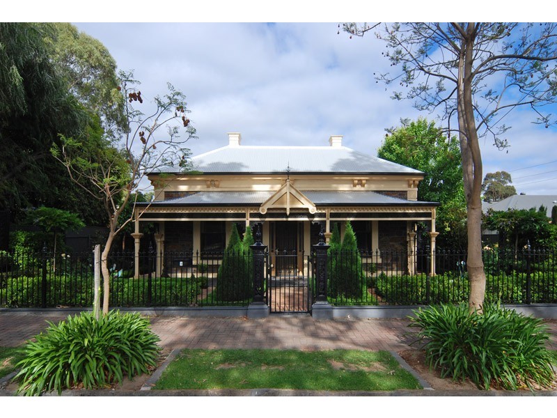 1 Uxbridge Street, Kensington Park SA 5068